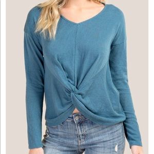 Francesca’s twist front top
